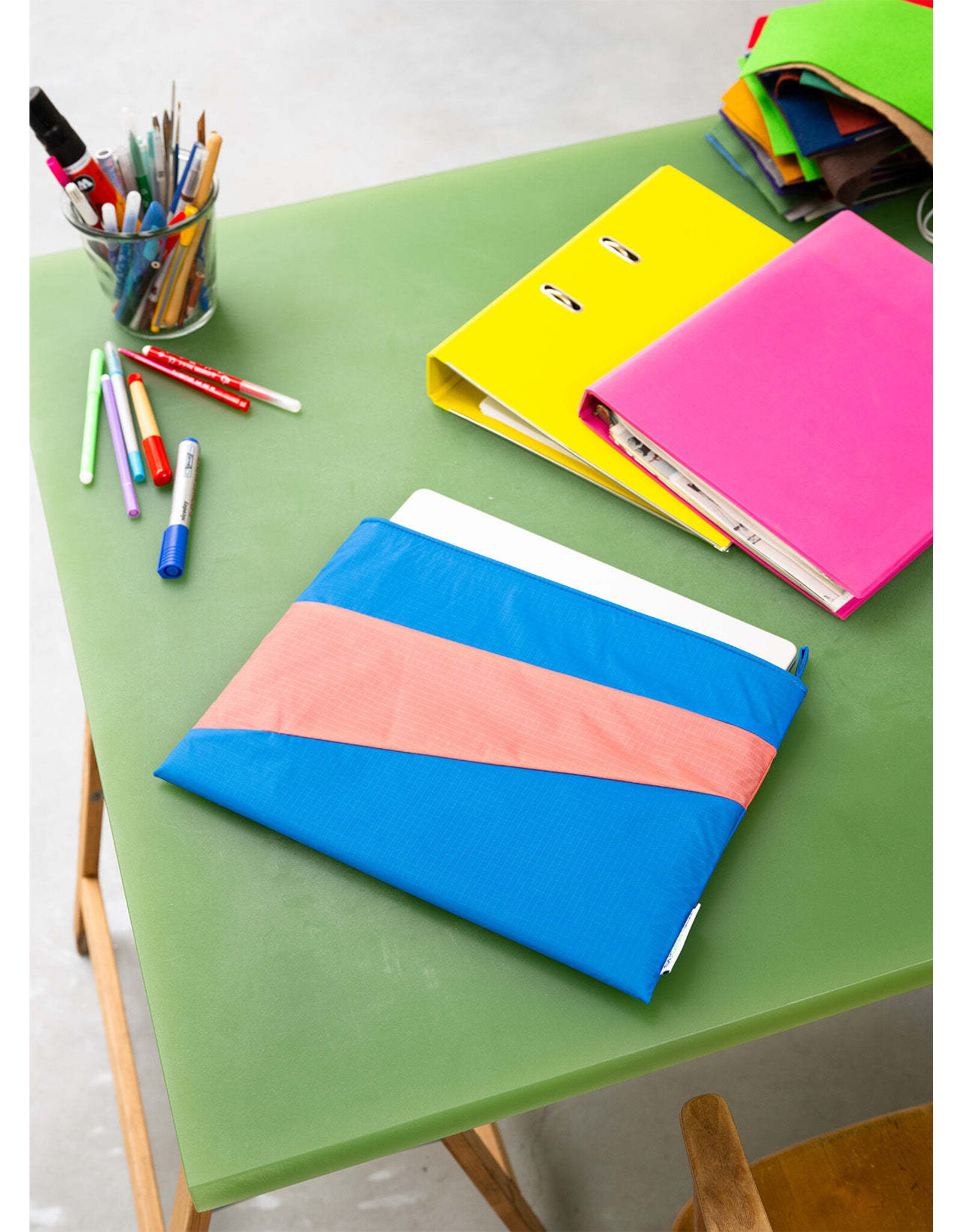 Susan Bijl Protectable, Wave & Coral - 13inch, 35 x 25,5 x 2,5cm