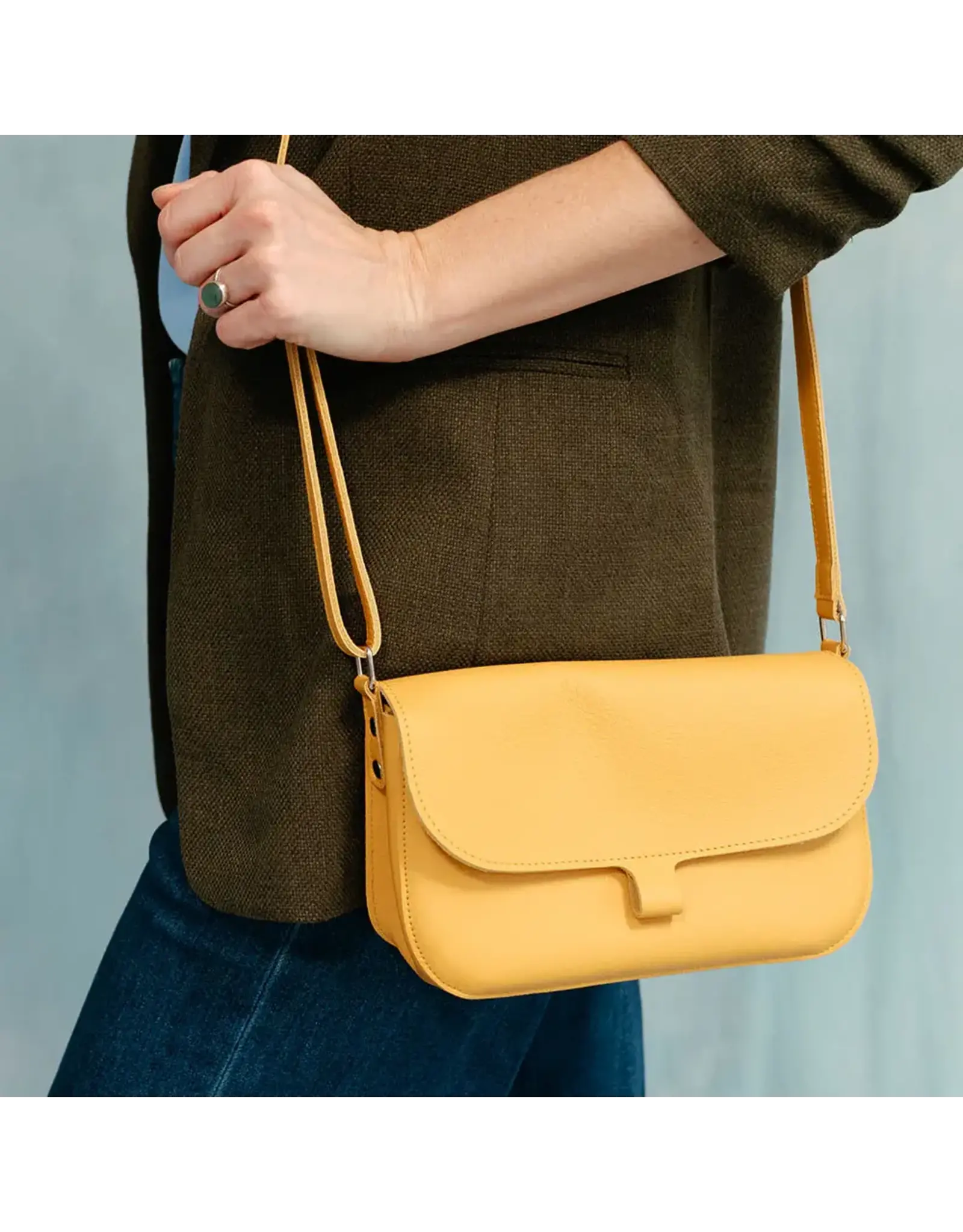 Keecie Wild Swan, Yellow