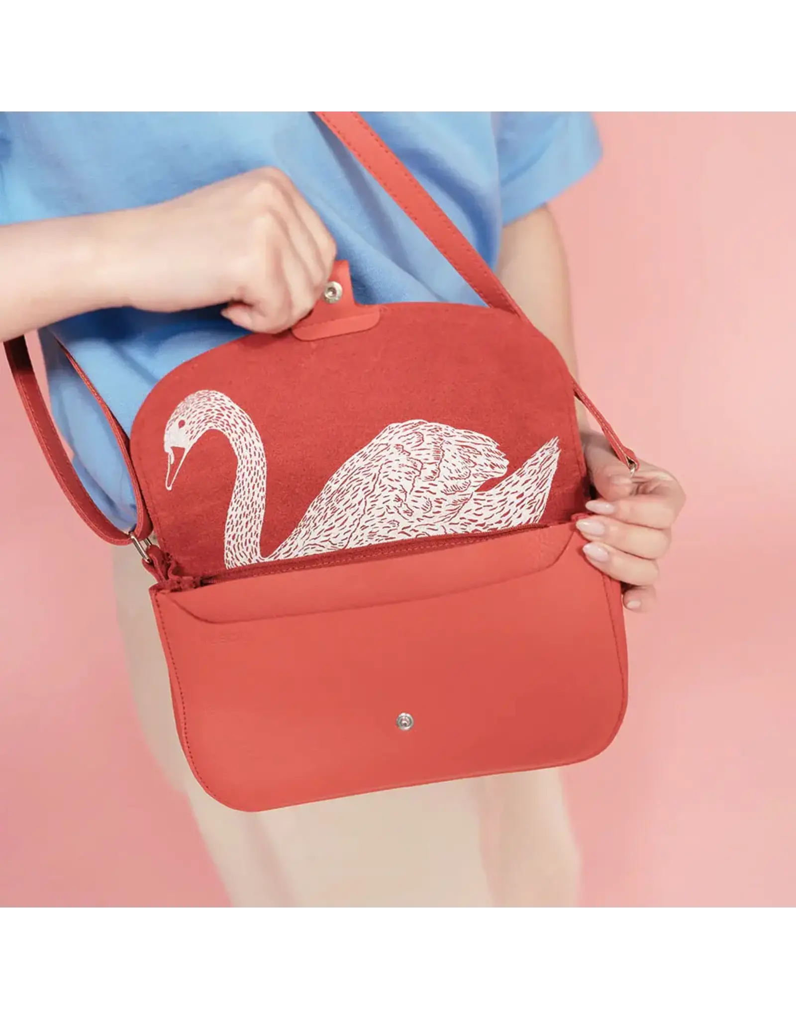 Keecie Wild Swan, Coral