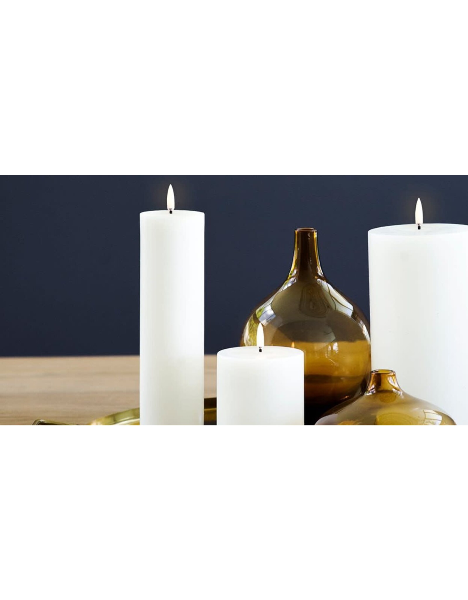 Uyuni Led Pillar Kaars - Nordic White - 10 x 10cm