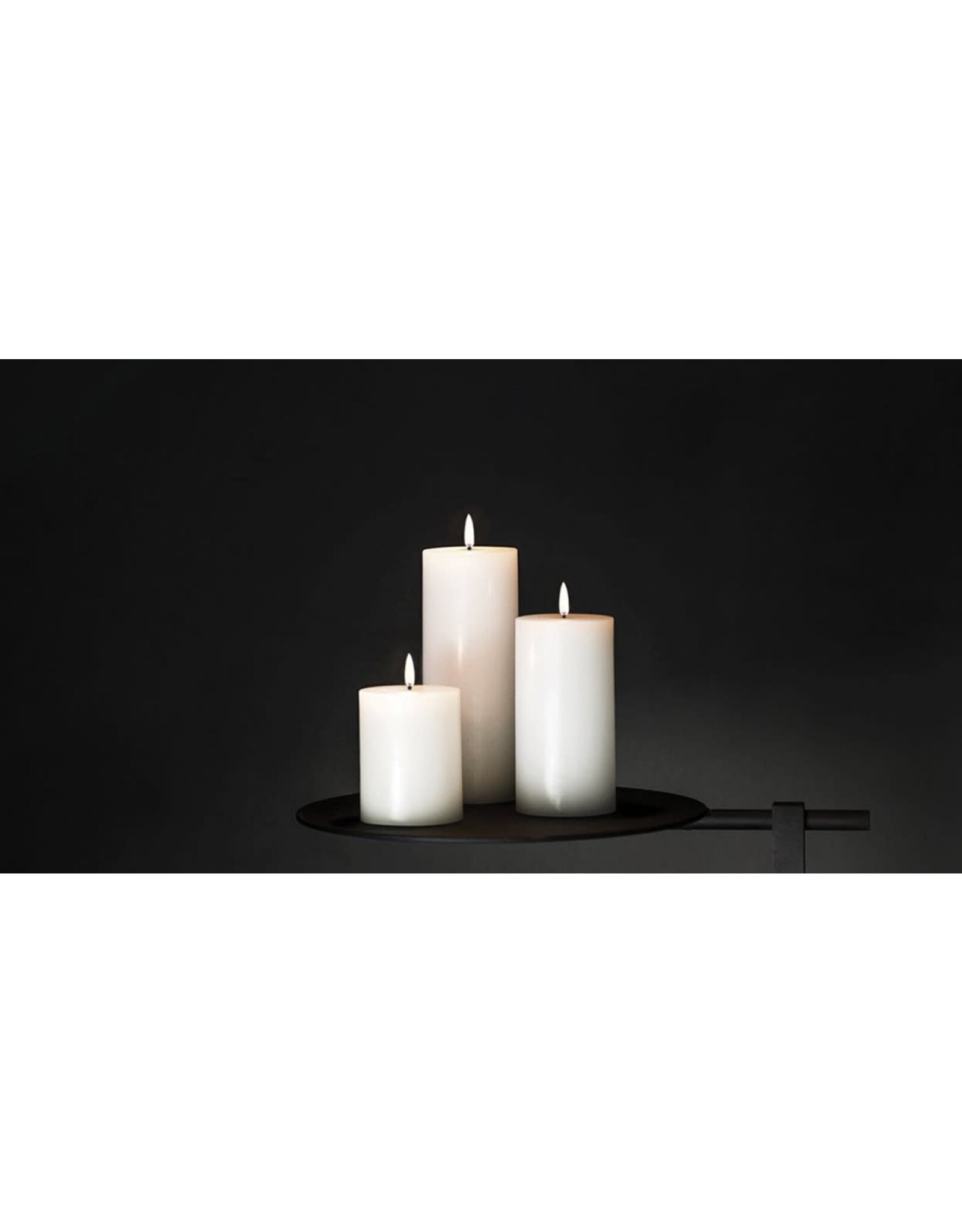 Uyuni Led Pillar Kaars, Nordic White - 7,8 x 10cm