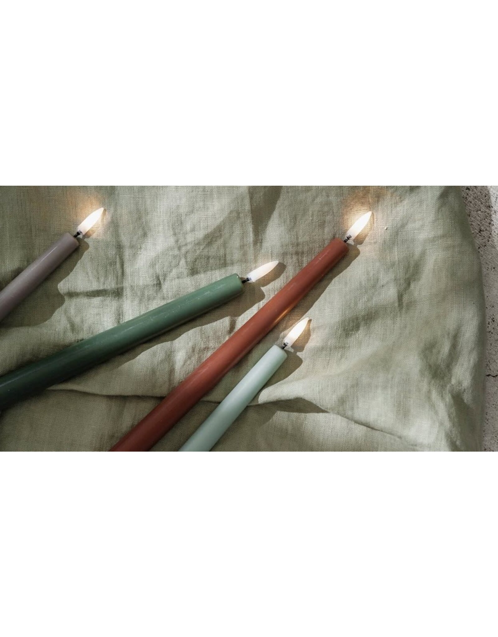 Uyuni Led, Tafelkaarsen - Pine Green - 2st - Ø2,3x32cm