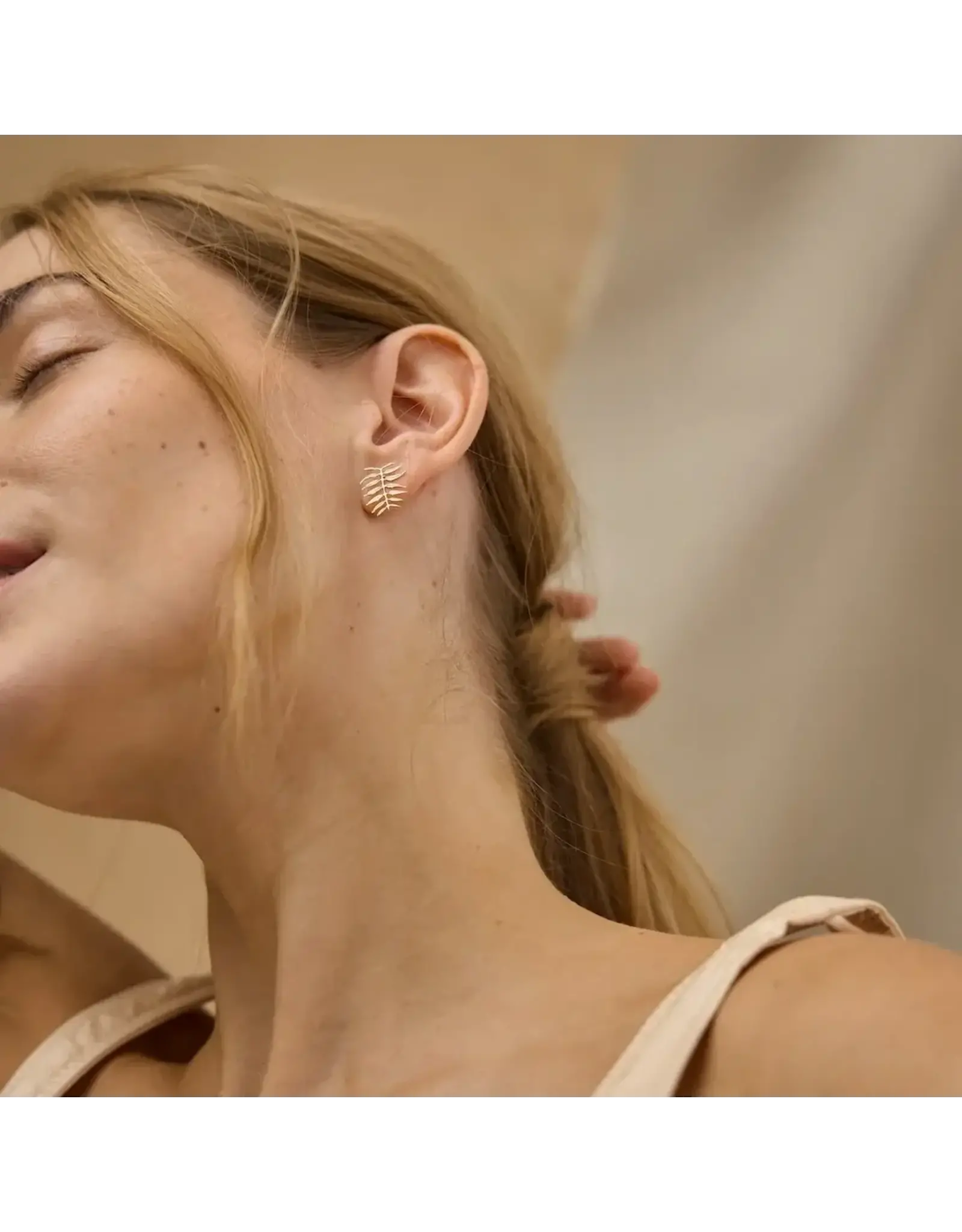 Nadja Carlotti Oorbel Feuillage - Messing Verguld