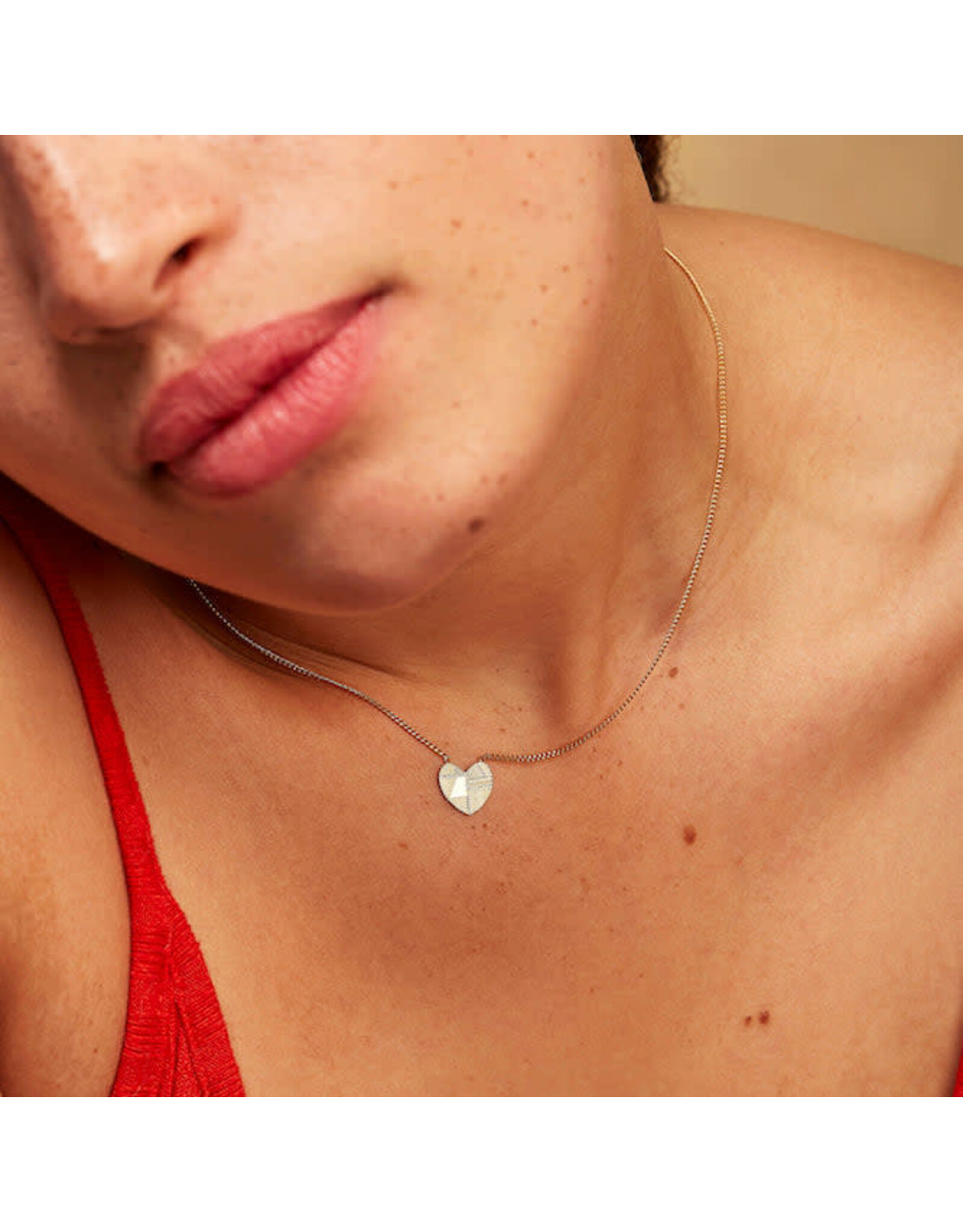 Nadja Carlotti Ketting - Hart gelijnd