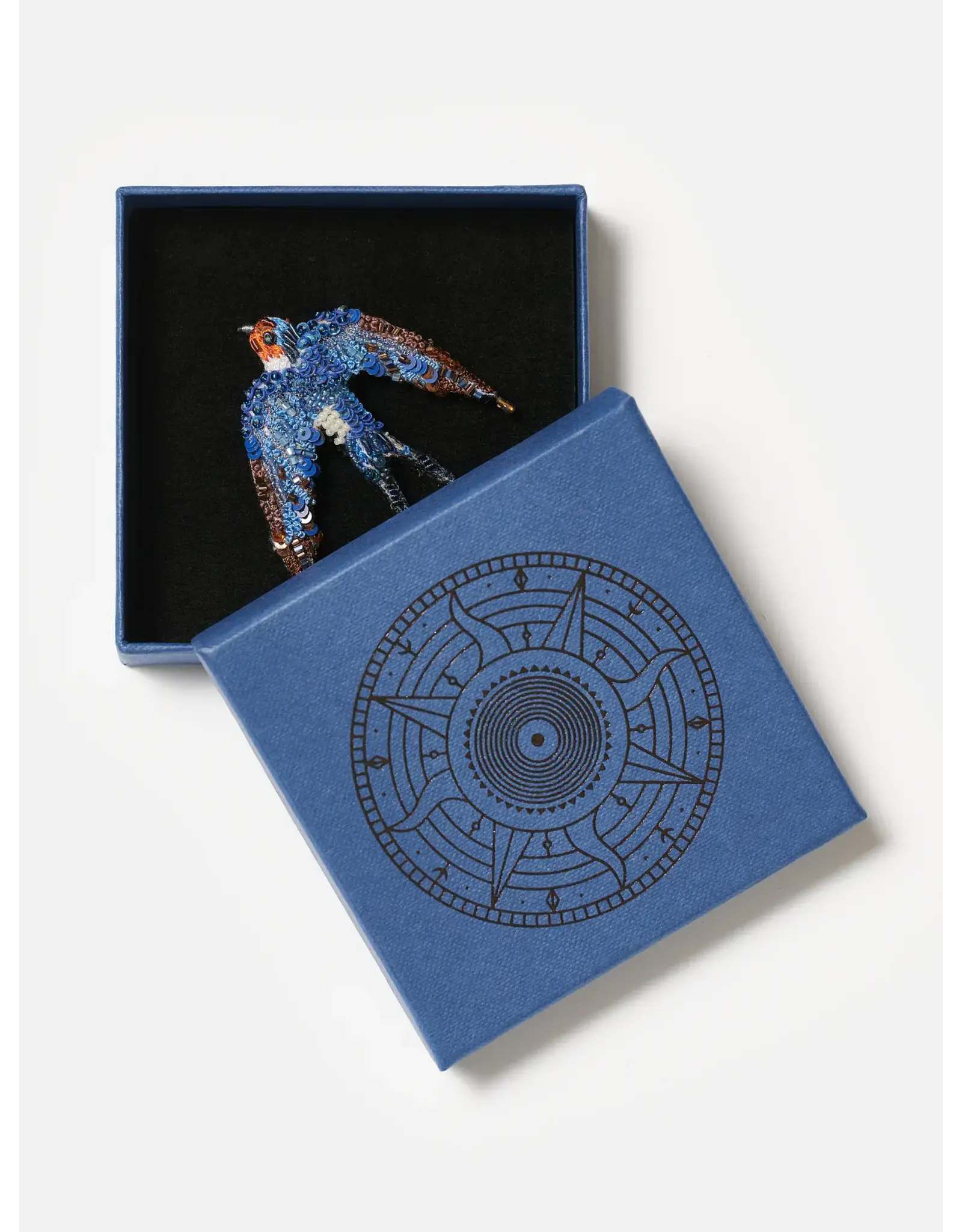 Trovelore Broche - Flying Swallow - 5,5 x 5cm