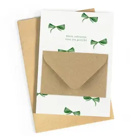 Studio Zwoane Wenskaart - Klein cadeautje gestrikt - Dubbele kaart + Envelop