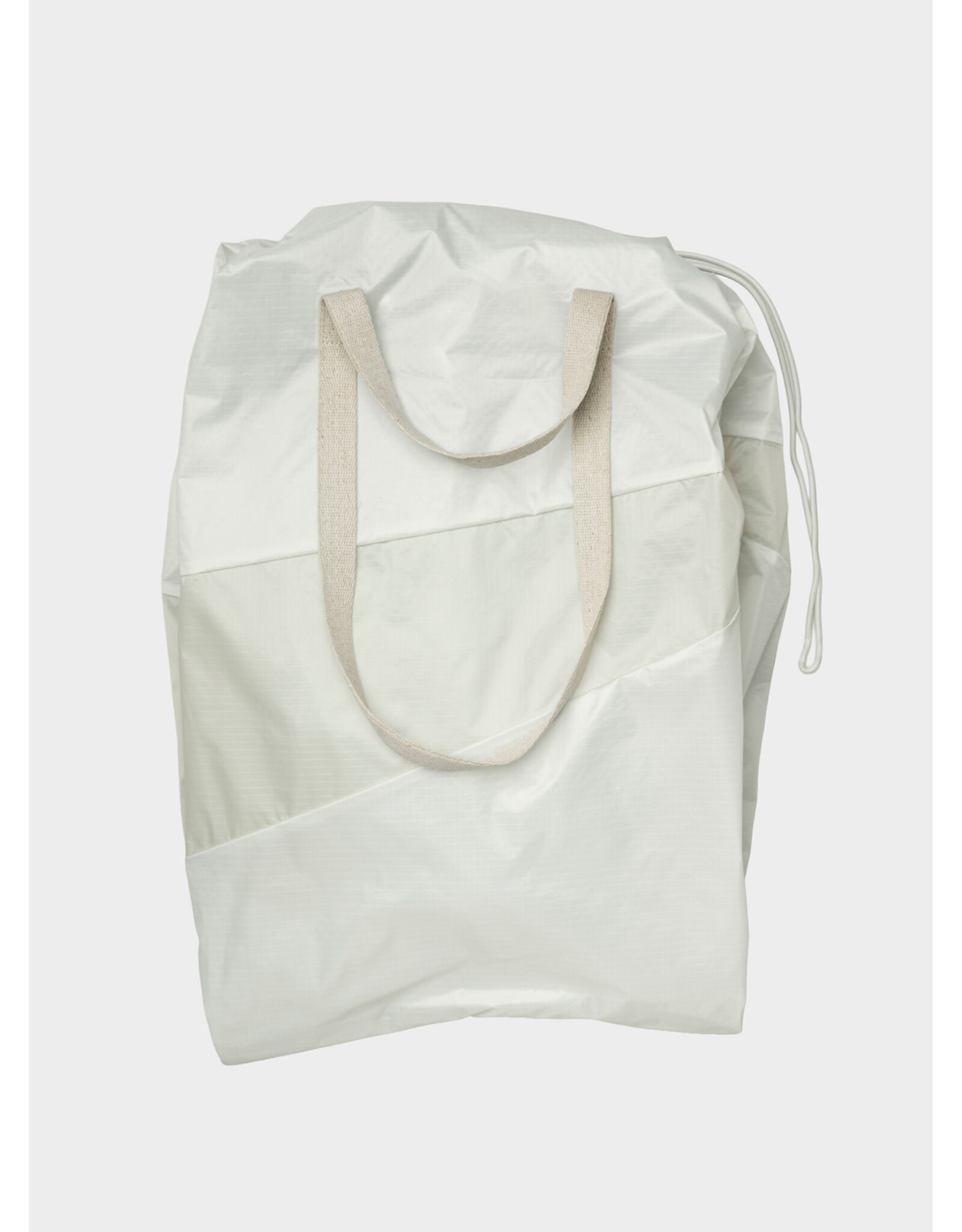 Susan Bijl The Trash Bag ZERO L, Cloud - 37 x 77 x 33 cm