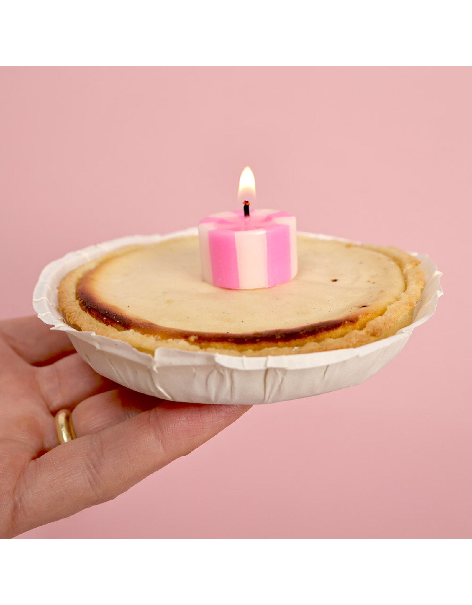 Not the girl who misses much Bonbon Kaarsen, Fun - 16st - Ø 2,7cm