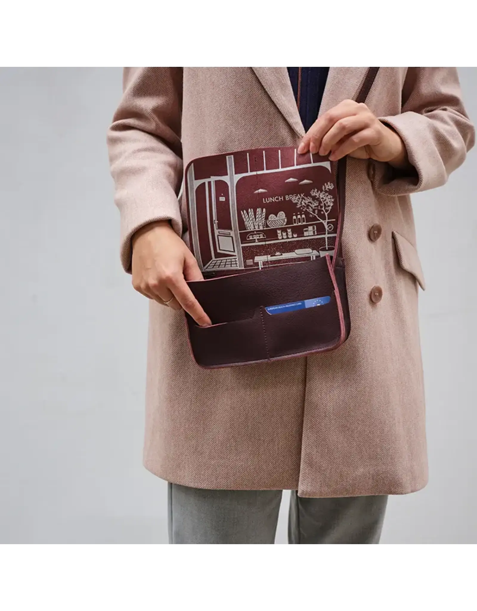 Keecie Lunch break, Aubergine