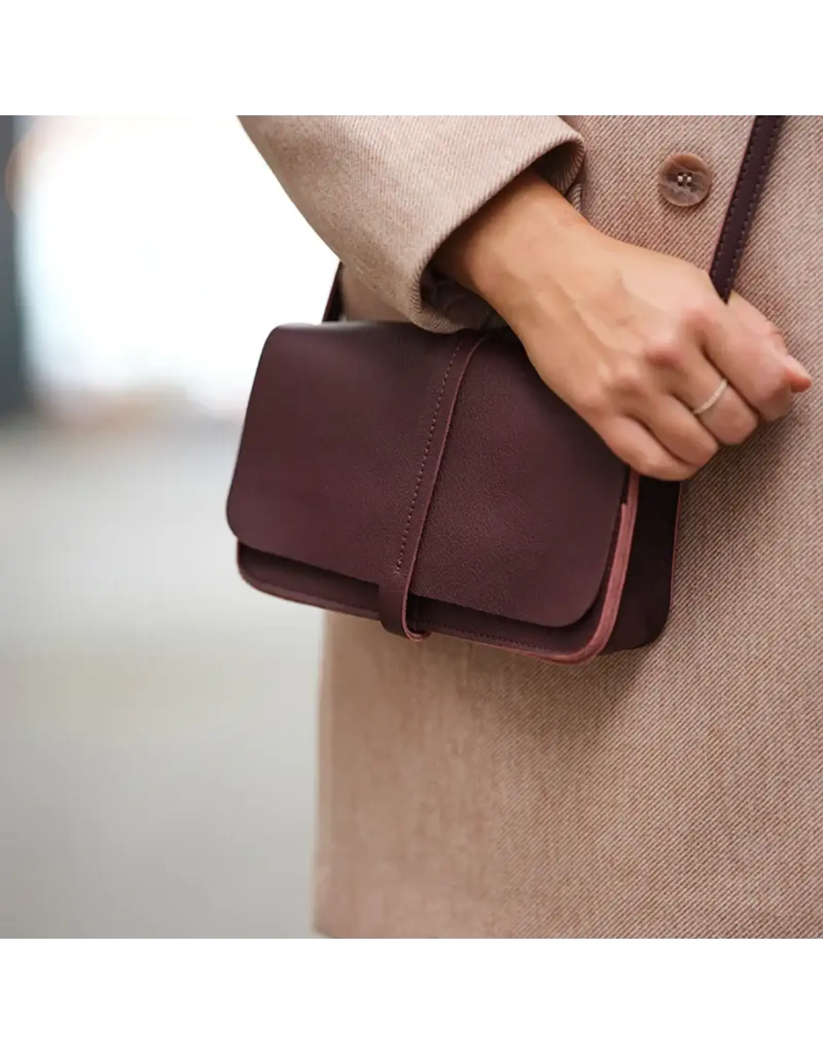 Keecie Lunch break, Aubergine