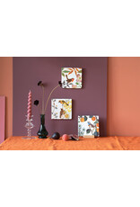 Storytiles Tegel - Beschut door blaadjes