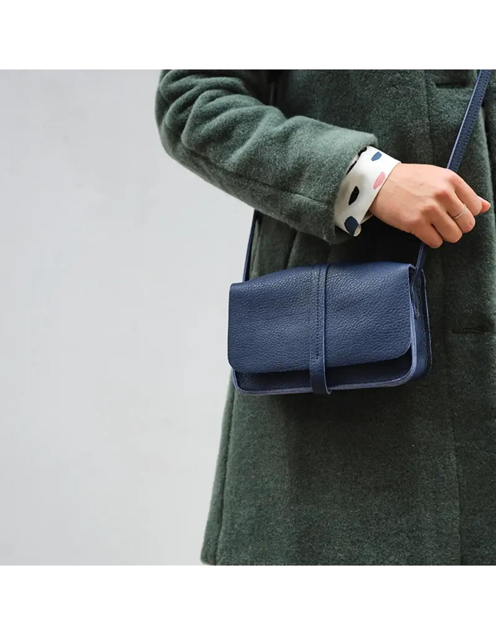 Keecie Lunch Break, Ink blue