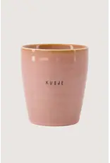 Zusss Koffiemok - Kusje, Donkerroze - Ø7,5x8,5cm