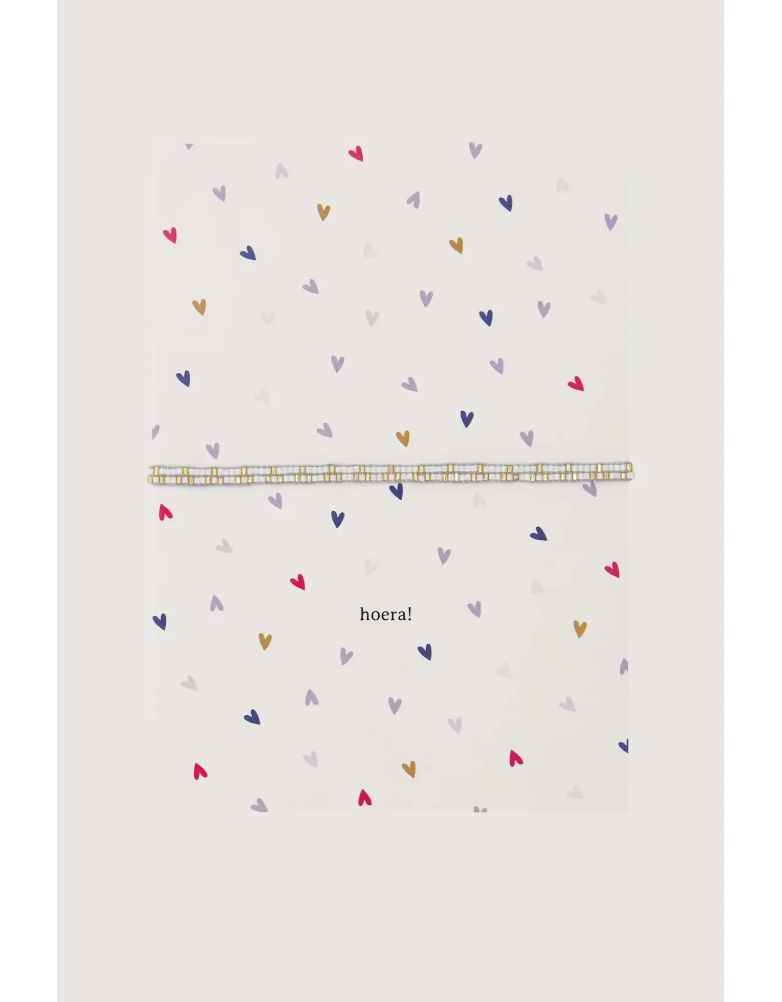 Zusss Armbandje, Hoera