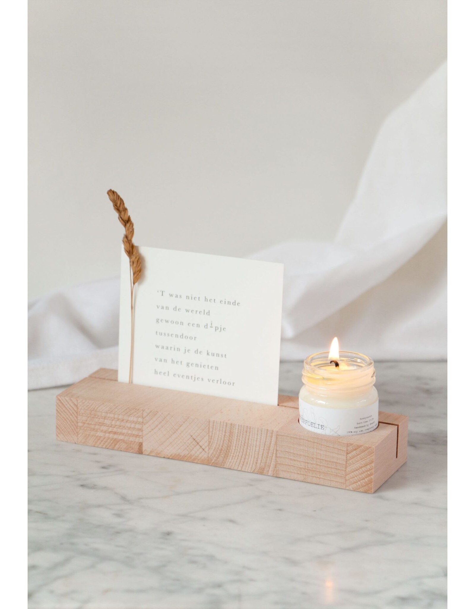 Roosmarijn Knijnenburg Hold it +