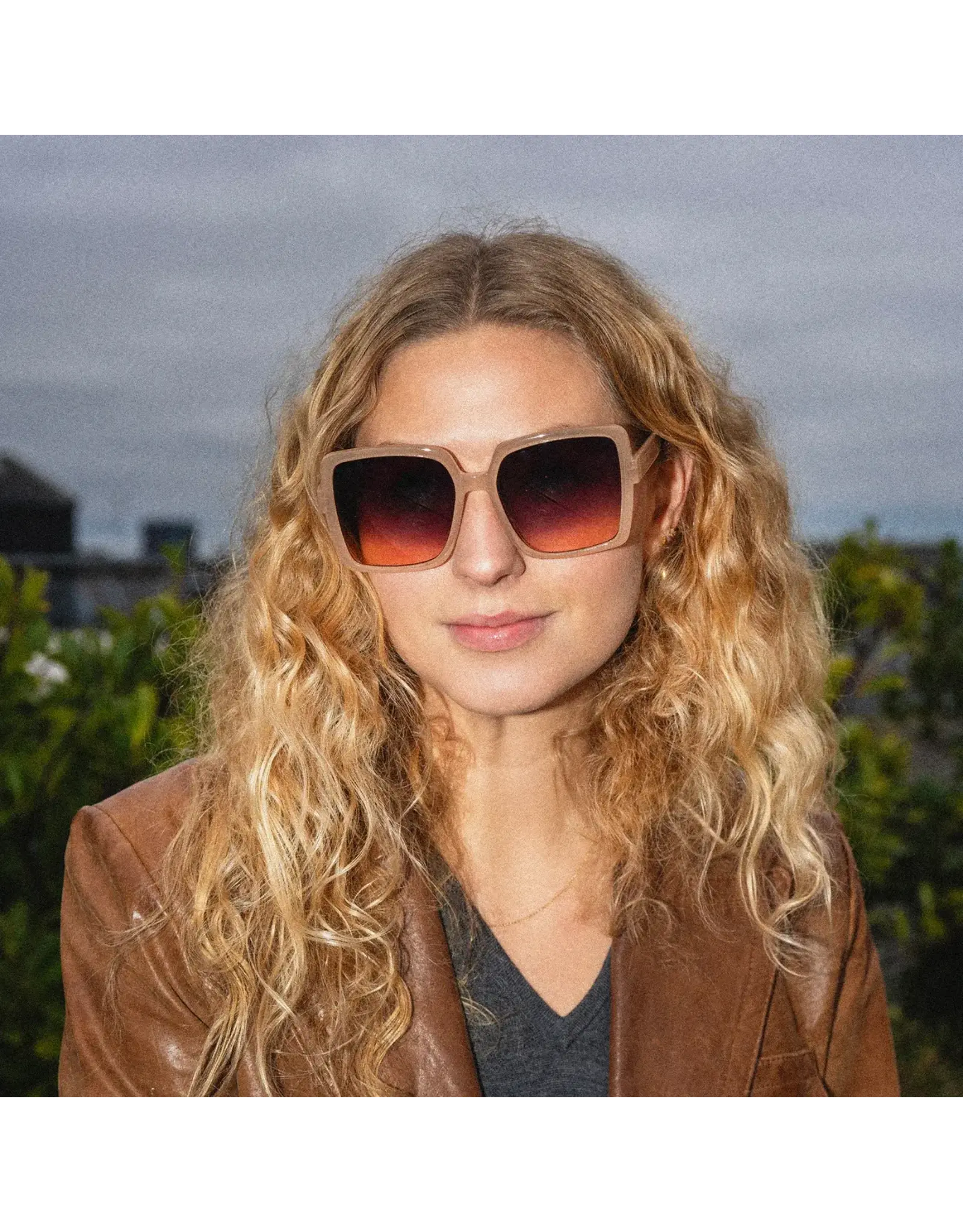 Have a look Zonnebril, Square XL - Beige