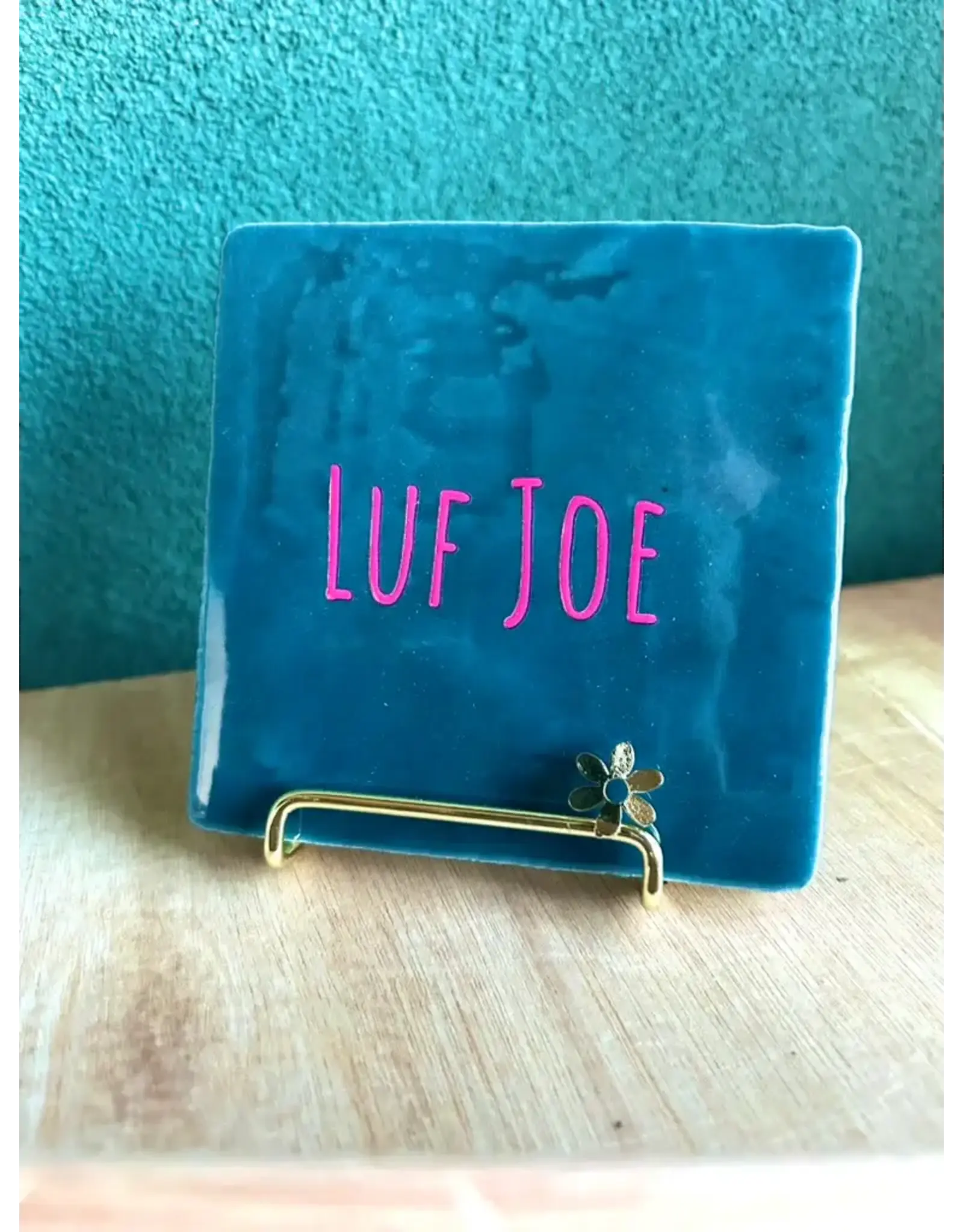 Yett Gouden standaard, Bloemetje