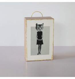 Studio The Cube Studio The Cube - Cat Woman - 6x9x3 cm