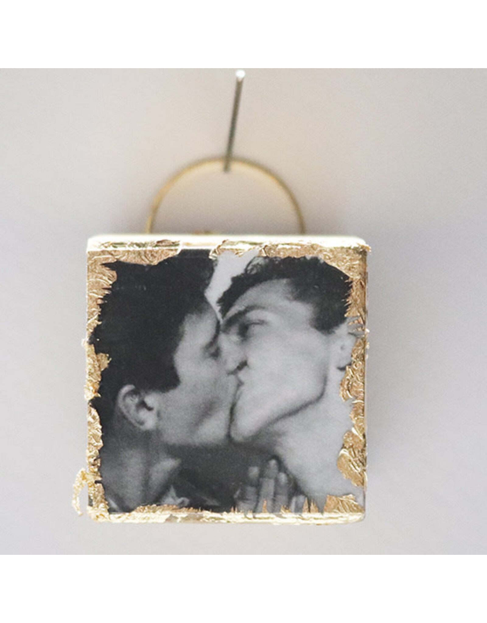 Studio The Cube Studio The Cube - Kissing boys - 3,2x3,2 cm