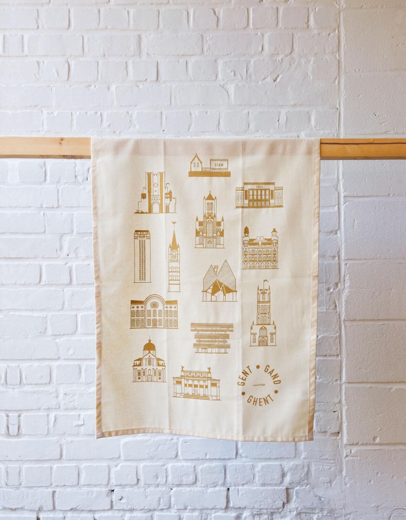 mmmMar Theedoek Gebouwen Gent 2.0 - Goud - 48 x 70 cm - 100% Katoen
