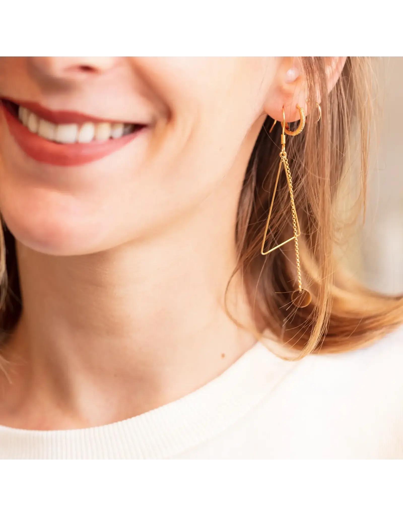 Murielle Perrotti Oorbel MP - Cloe -  Creool, Driehoek & Ketting - Goud - Asym