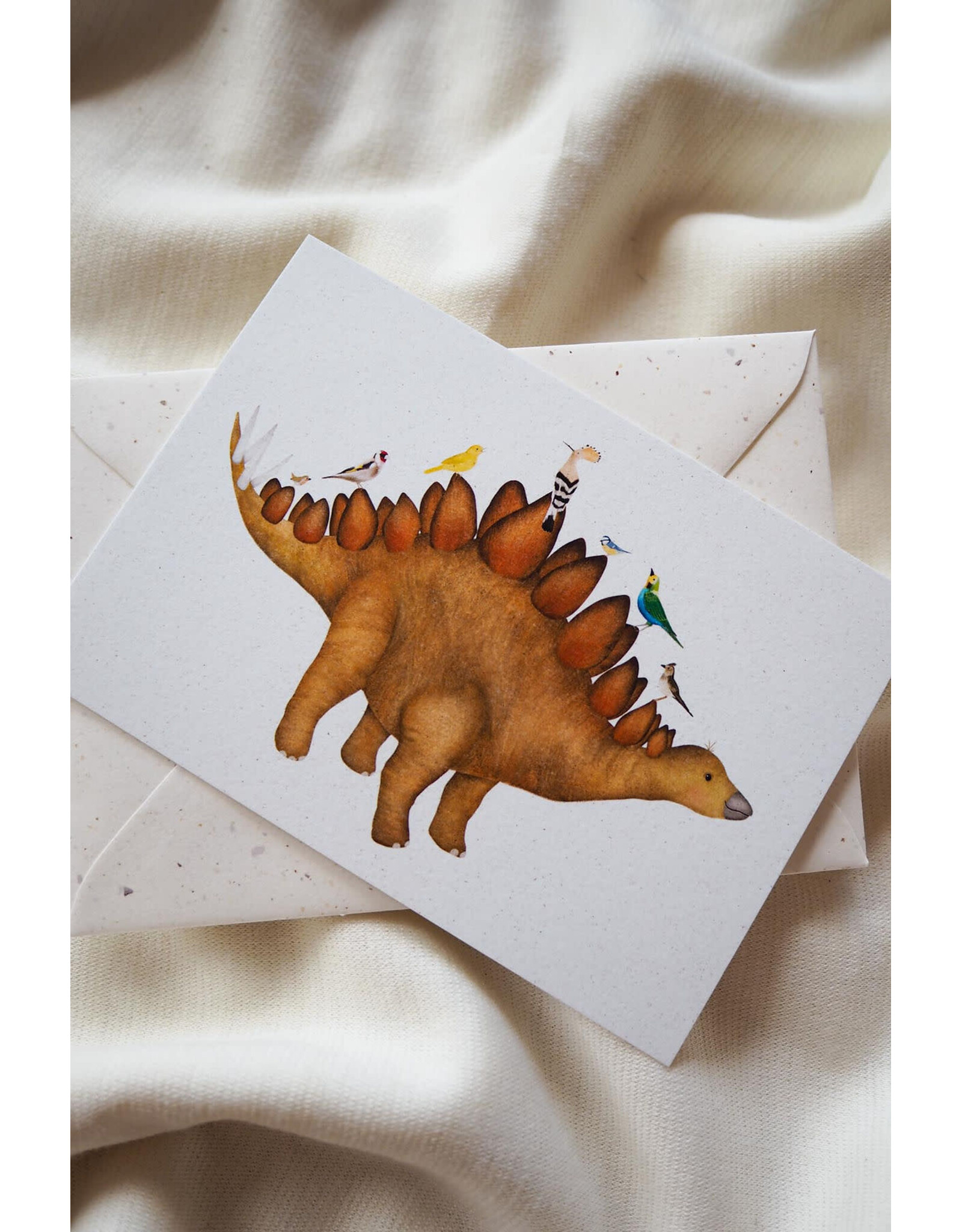 getekenddoorzusje Wenskaart - Dino met Bezoek - Postkaart + Envelop