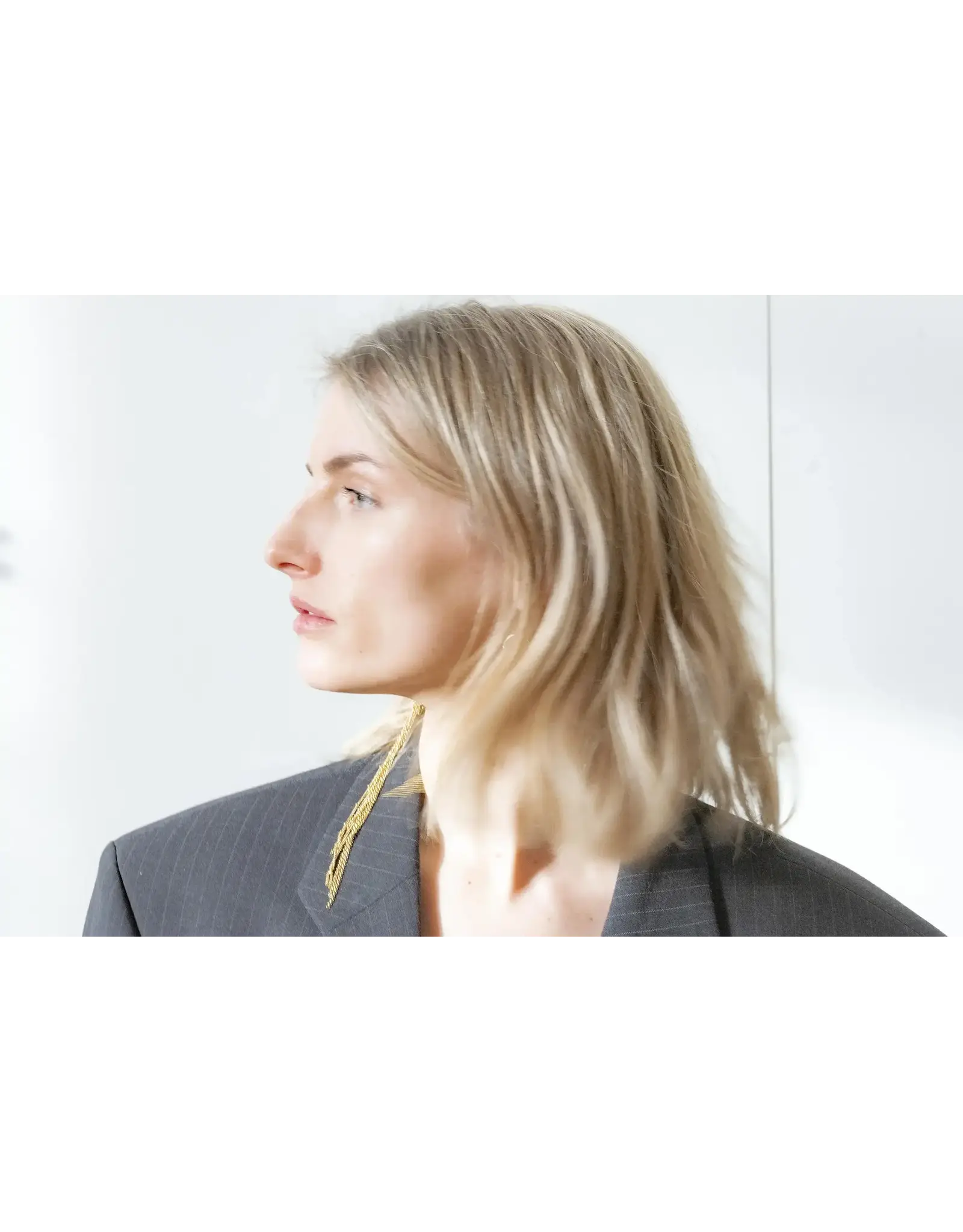 Murielle Perrotti Oorbel MP - Pompom, Multi kettings Asym - Goud