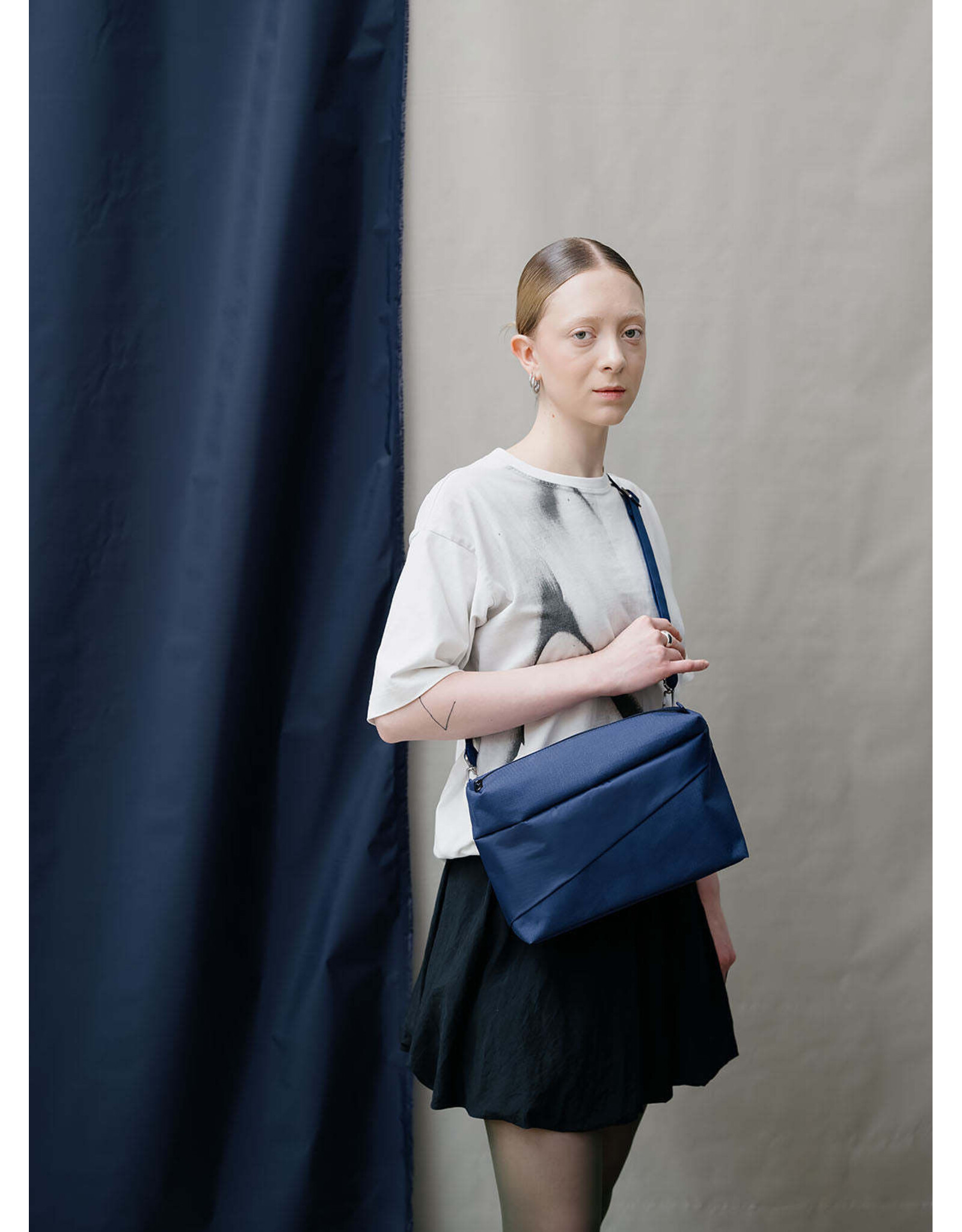 Susan Bijl Bum Bag M - Mono Navy - 19 x 28 x 8,5