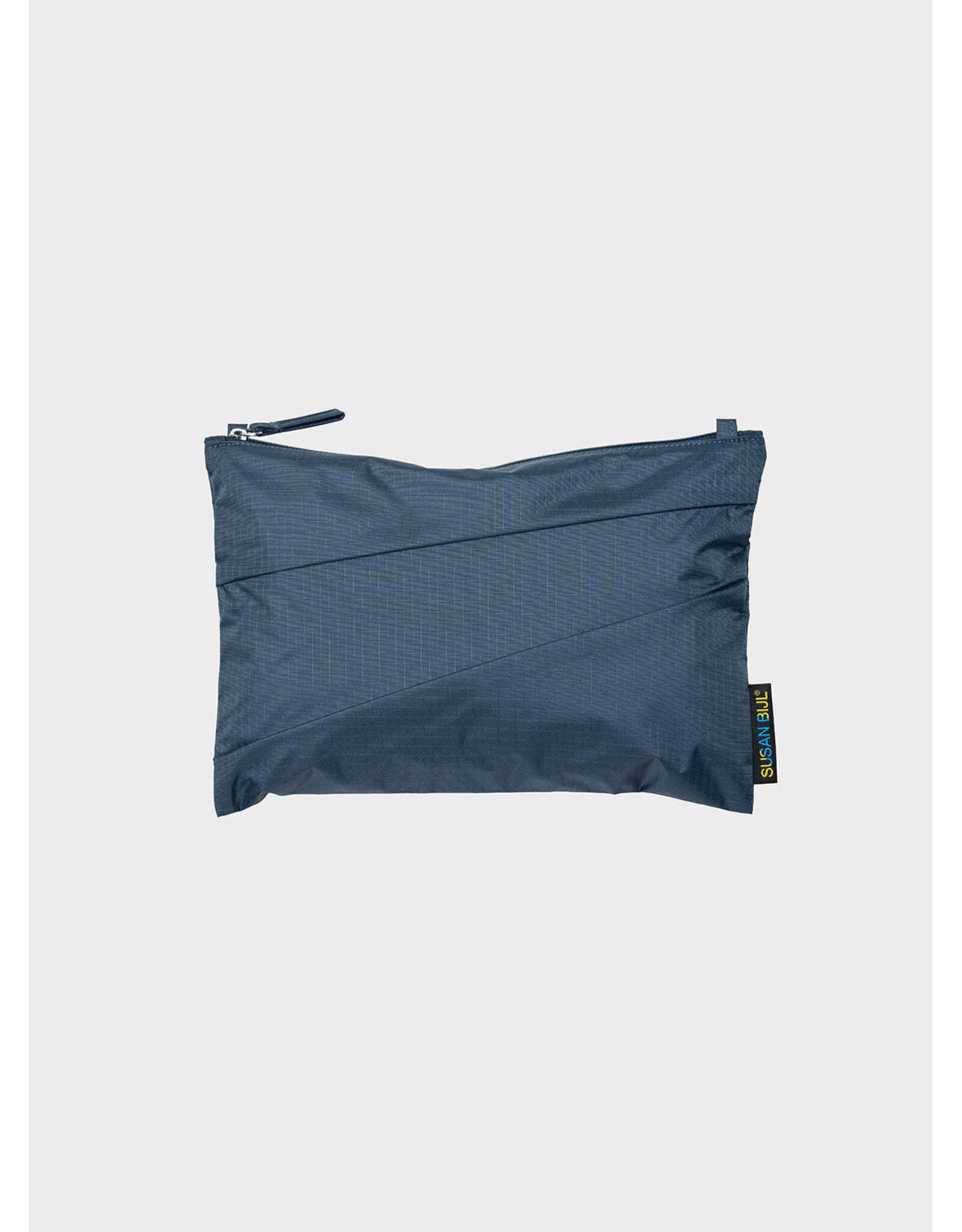 Susan Bijl Pouch M,  Mono Tornado - 19 x 29cm