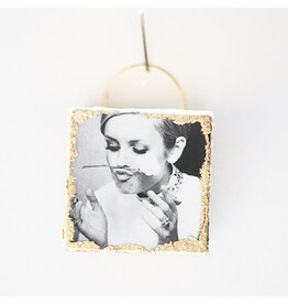 Studio The Cube Studio The Cube - Between nose and mouth - 3,2x3,2 cm