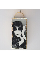 Studio The Cube Studio The Cube - My tumb and cigarette - 3,2x3,2 cm