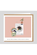 Studio Mie Wenskaart - Nu zelf wasjes draaien ! Proficiat met de verhuis! - 12,5 x 14 cm