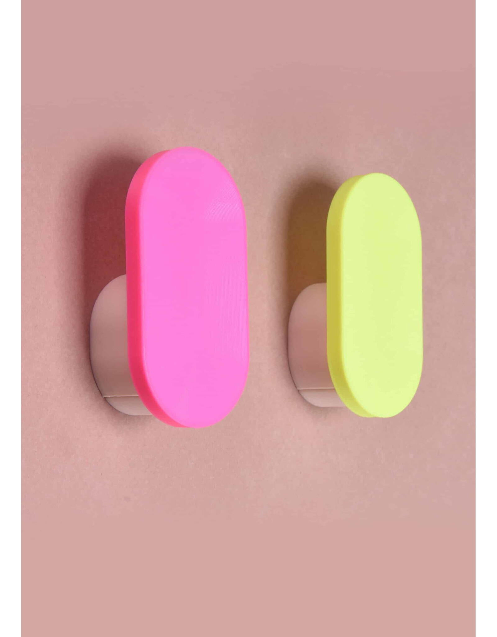 Studio Harm & Elke Printed Hook L , 11. Neon Pink - 6,5 x 3,5cm