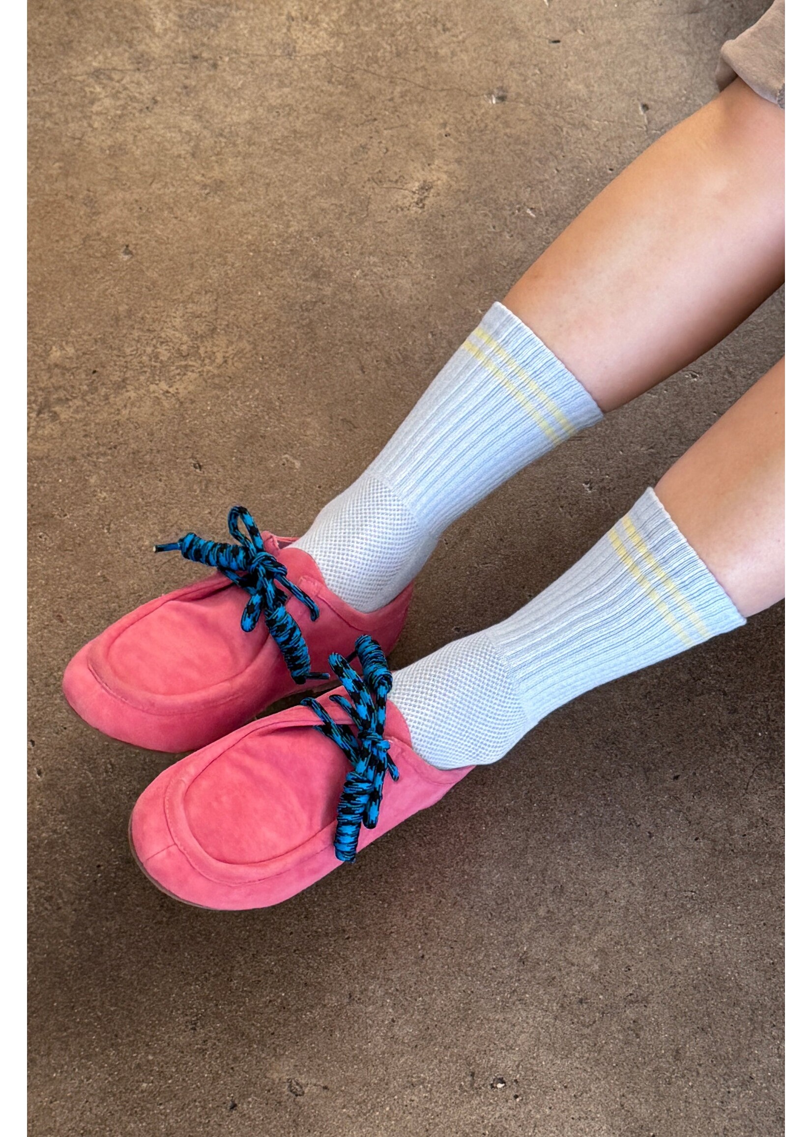 LE BON SHOPPE BOYFRIEND SOCKS PASTEL SKY