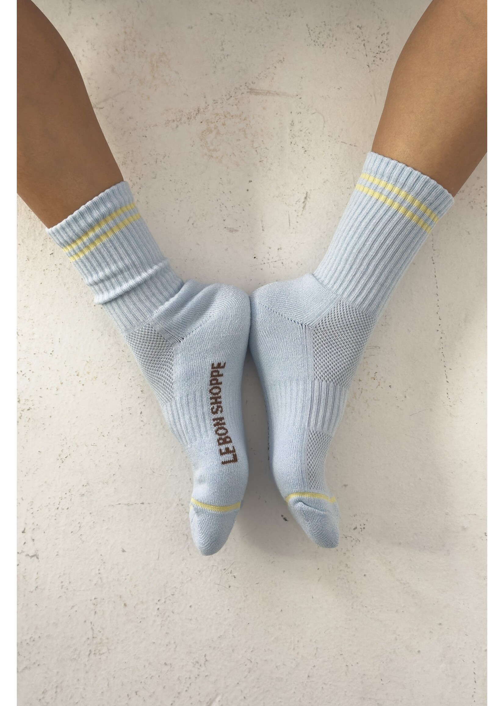 LE BON SHOPPE BOYFRIEND SOCKS PASTEL SKY