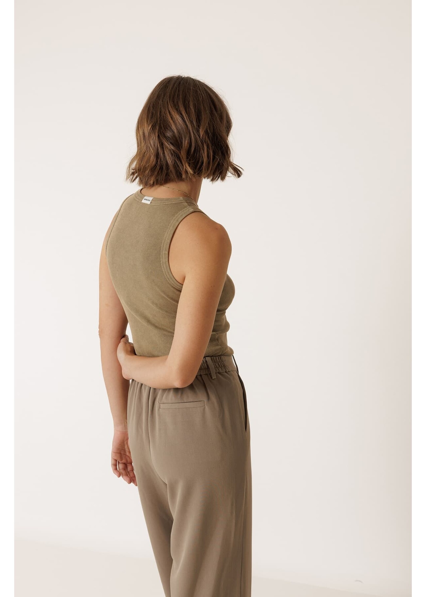 INDI & COLD IC TOP KHAKI NM410