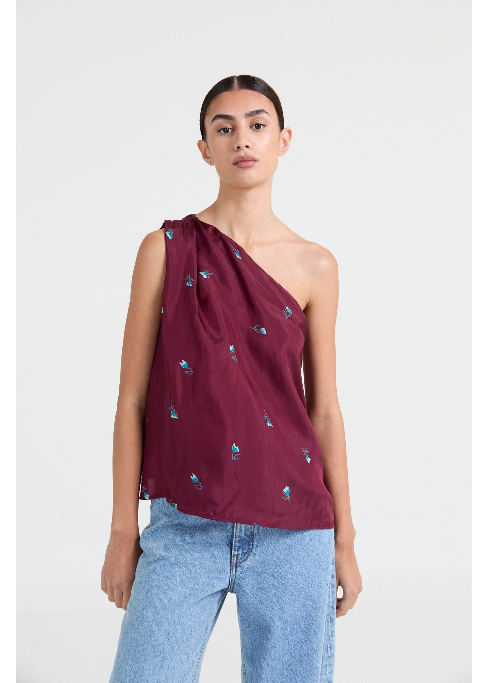 LIVTHELABEL LTL SALOME TOP/DRAPED NECKLINE BURGUNDY FLOWER PRINT