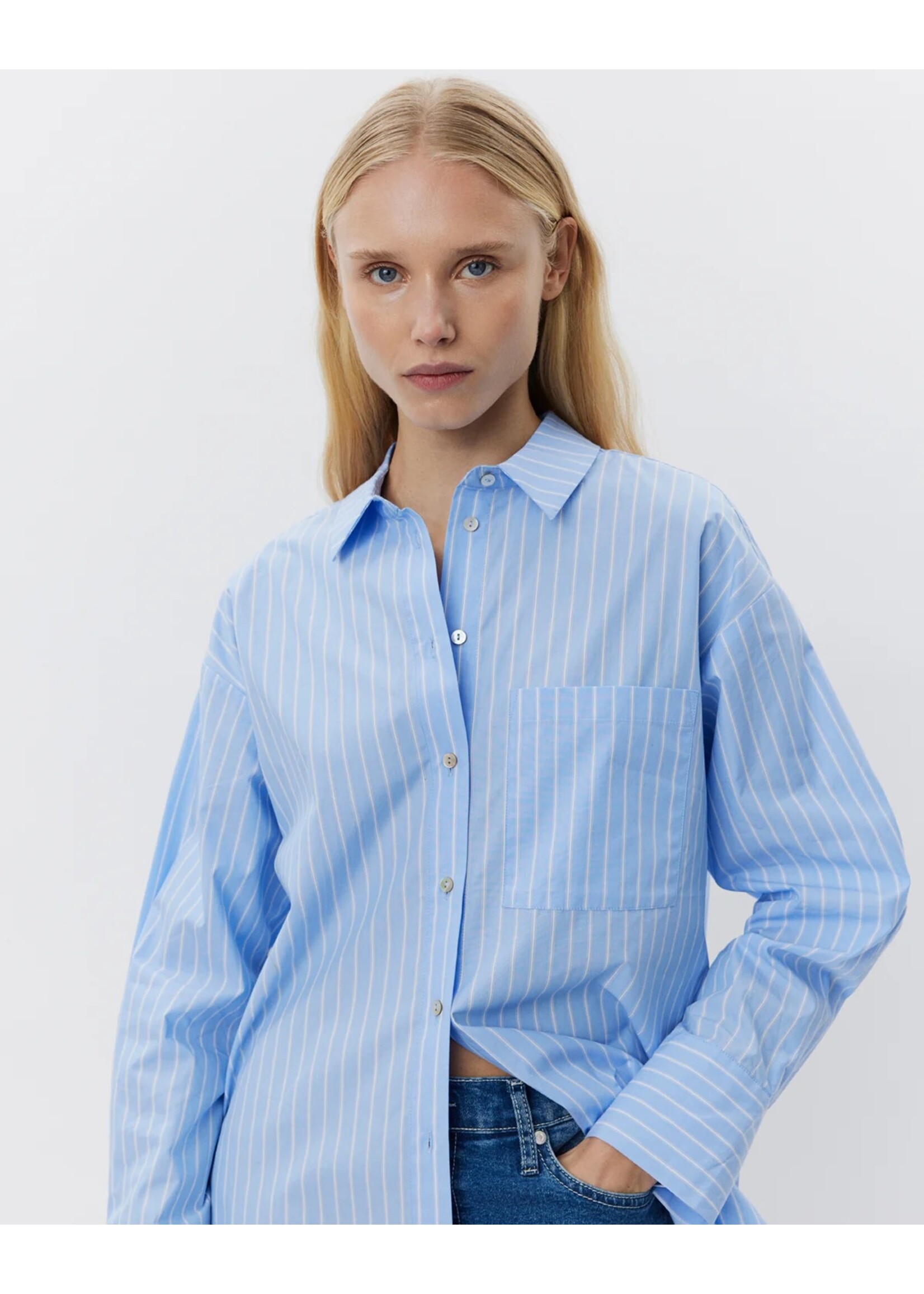 SOFIE SCHNOOR SS ADALENESW SHIRT LIGHT BLUE STRIPED