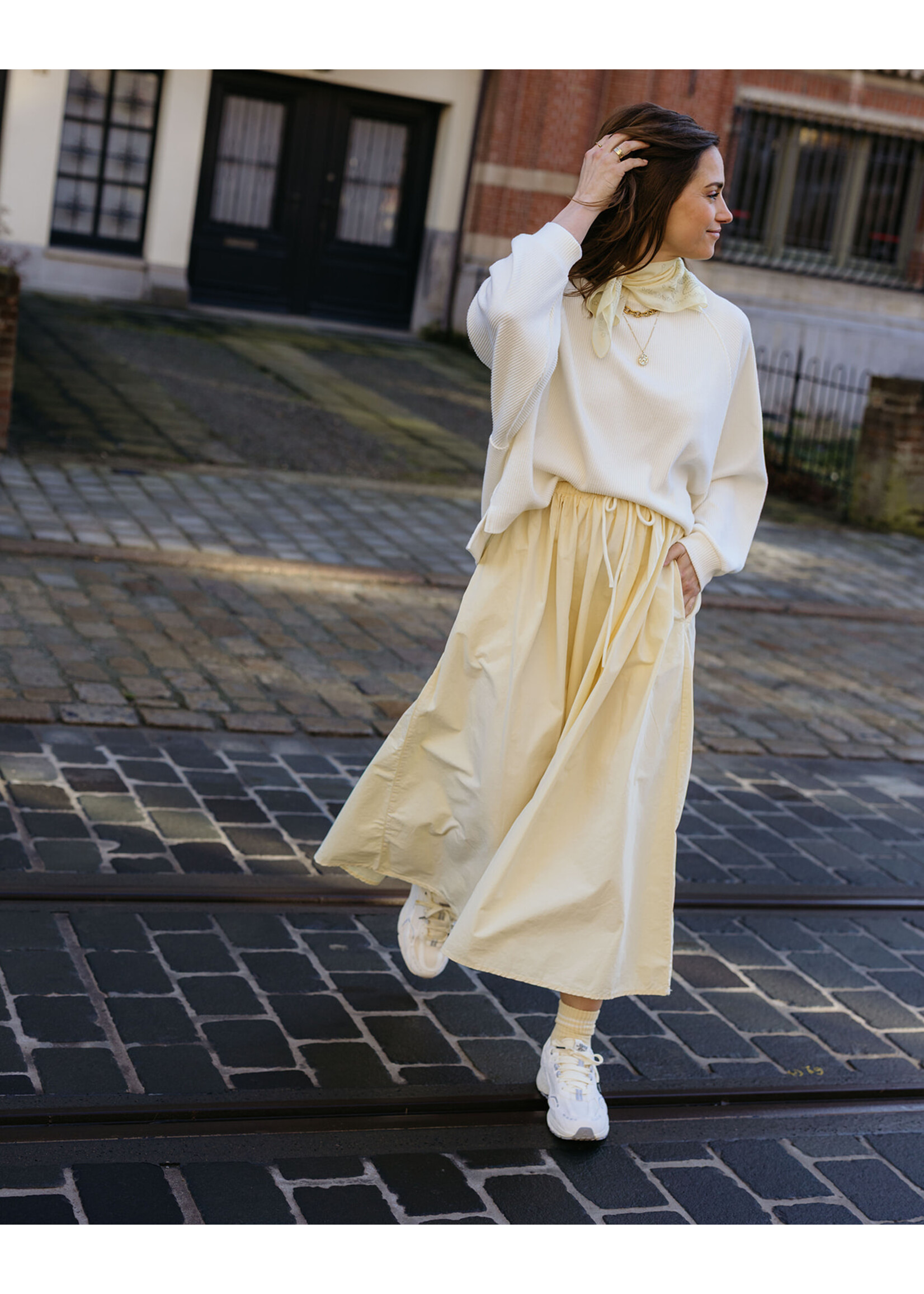 SOFIE SCHNOOR SS JUNEAUSW MIDI SKIRT LIGHT YELLOW