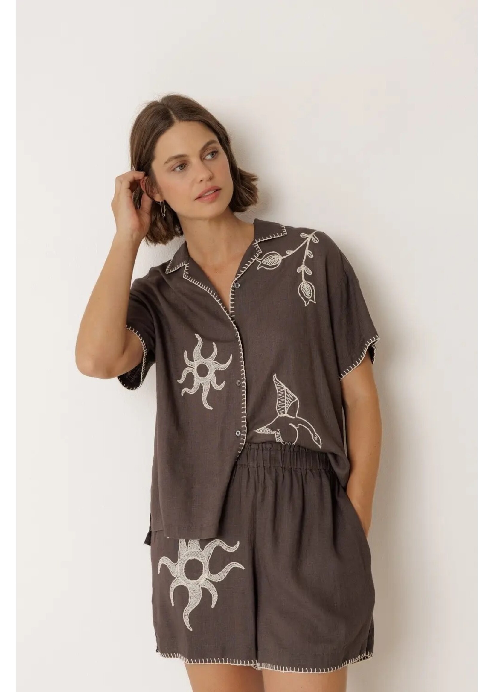 INDI & COLD IC SS SHIRT CARBON AD181