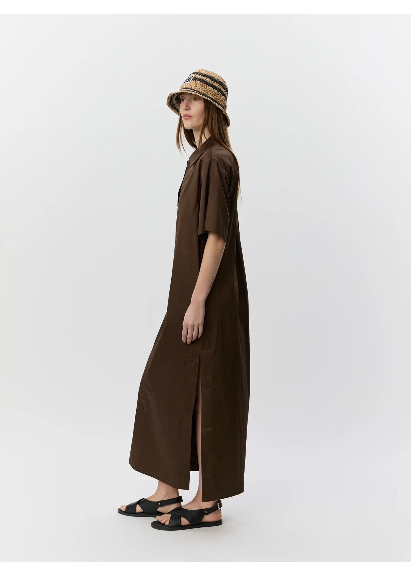 SOFIE SCHNOOR SS ASANA OVERSIZE SHIRT DRESS INTENSE BROWN
