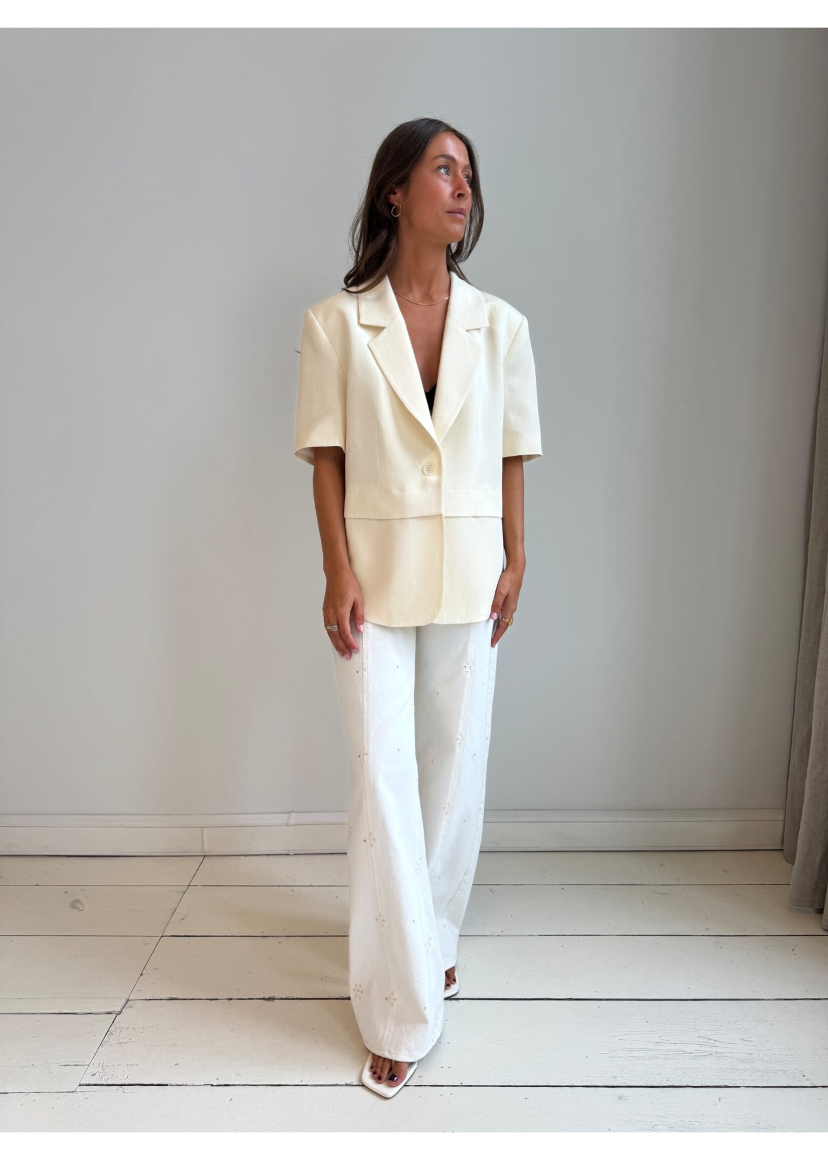 LIVTHELABEL LTL SIENNA  SS BLAZER BUTTERCREAM