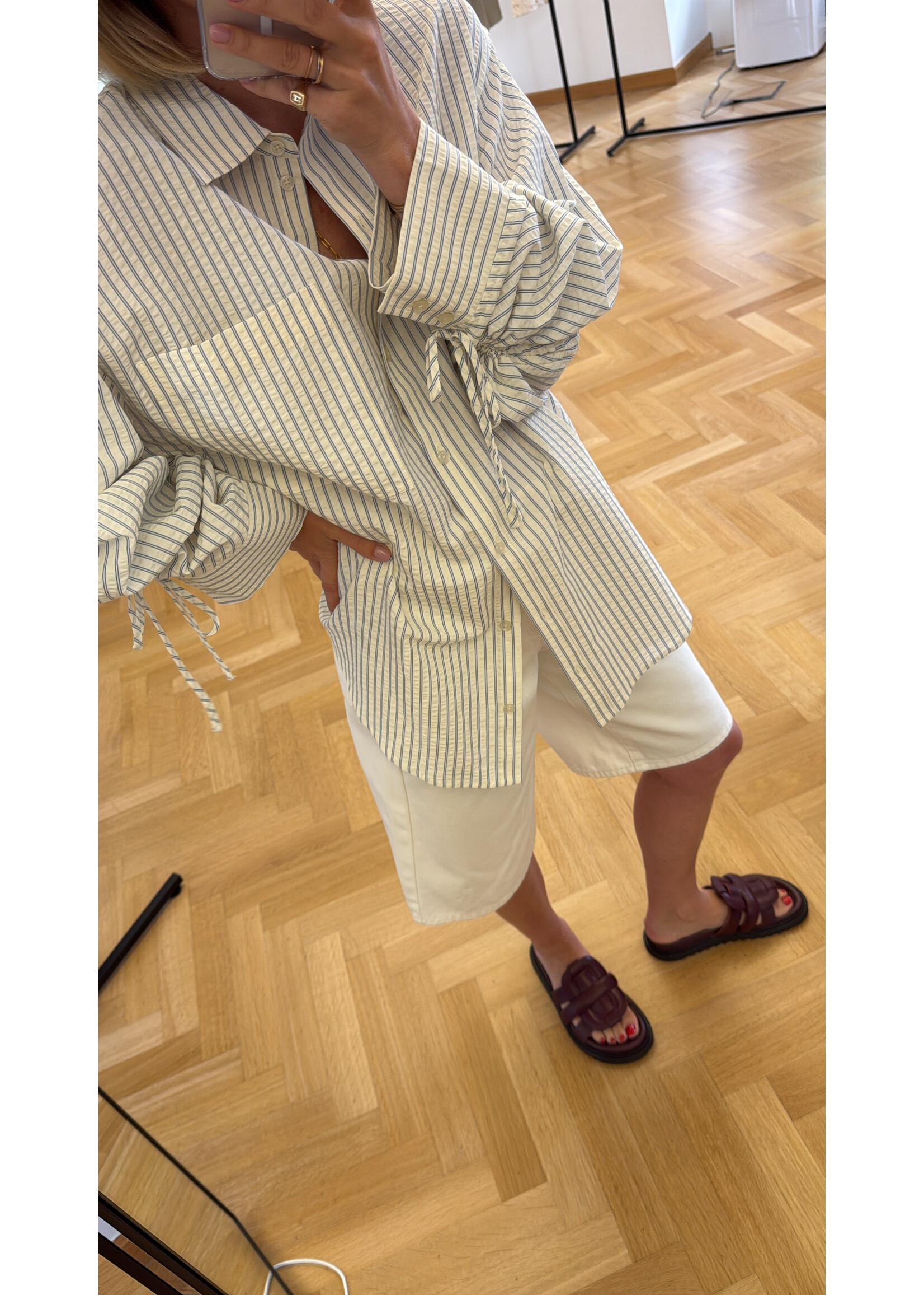 EDITED ED HANNI SHIRT LS STRIPE CREAM/BLUE