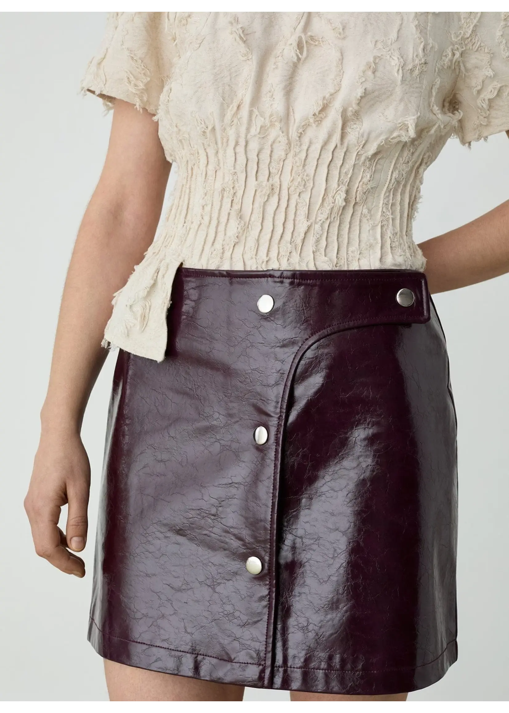 LAAGAM LA LENA SHORT SKIRT PLUM