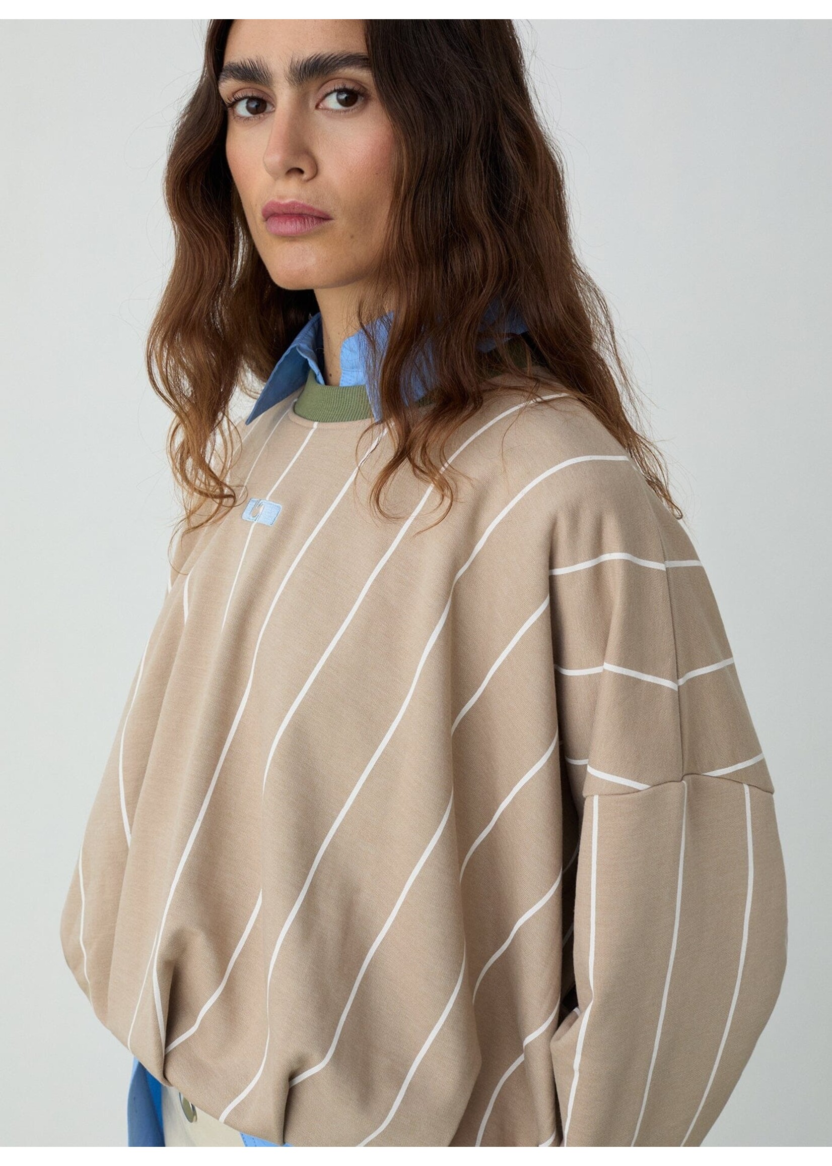LAAGAM LA KELLY SWEAT BEIGE STRIPED