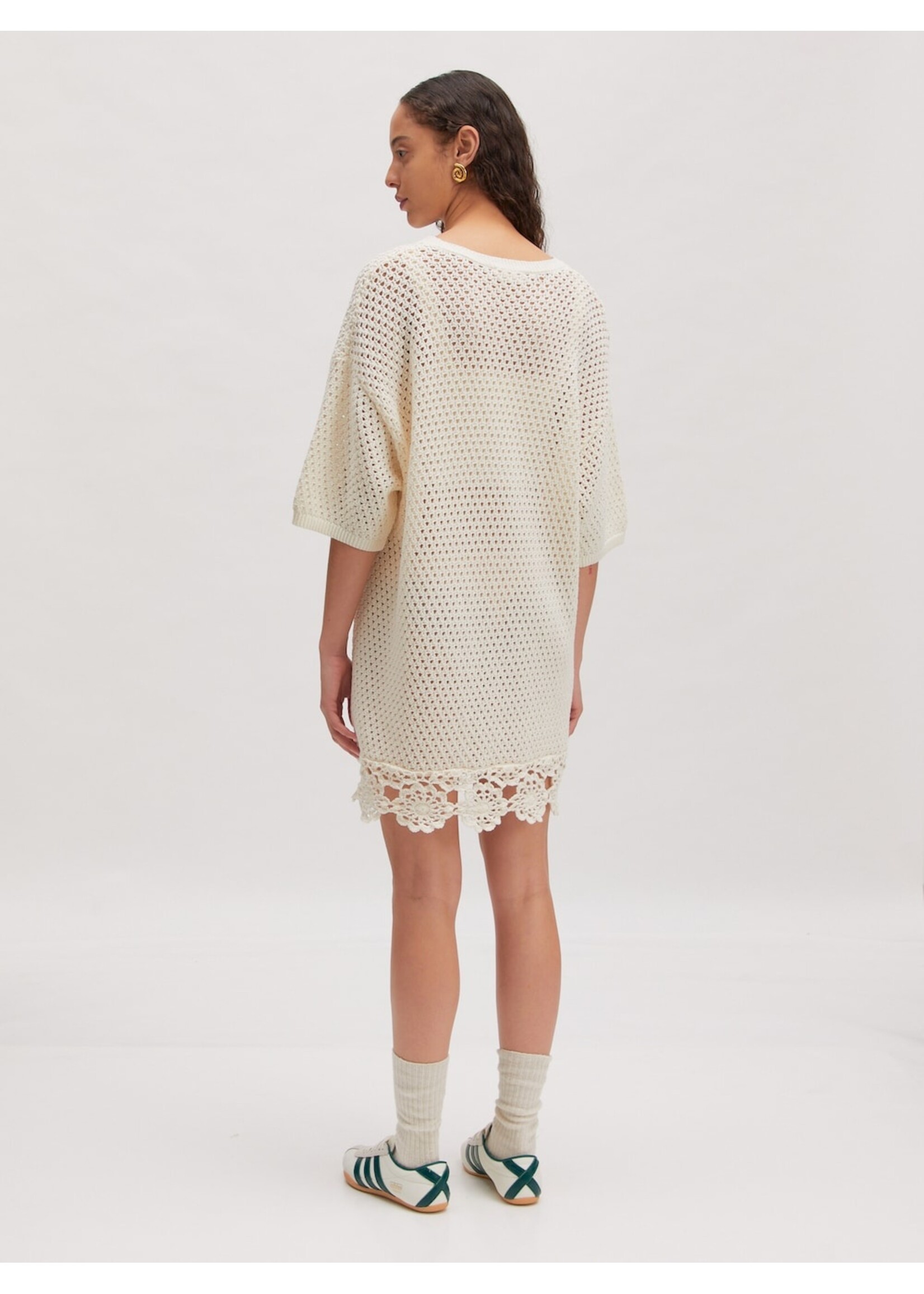 EDITED ED CONOR KNIT DRESS SS EGRET