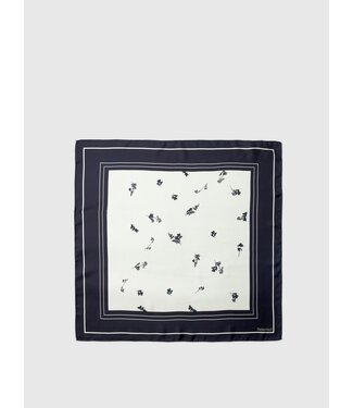 SELECTED FEMME SLFSARA LARGE SILK SCARF EGRET/PRINT