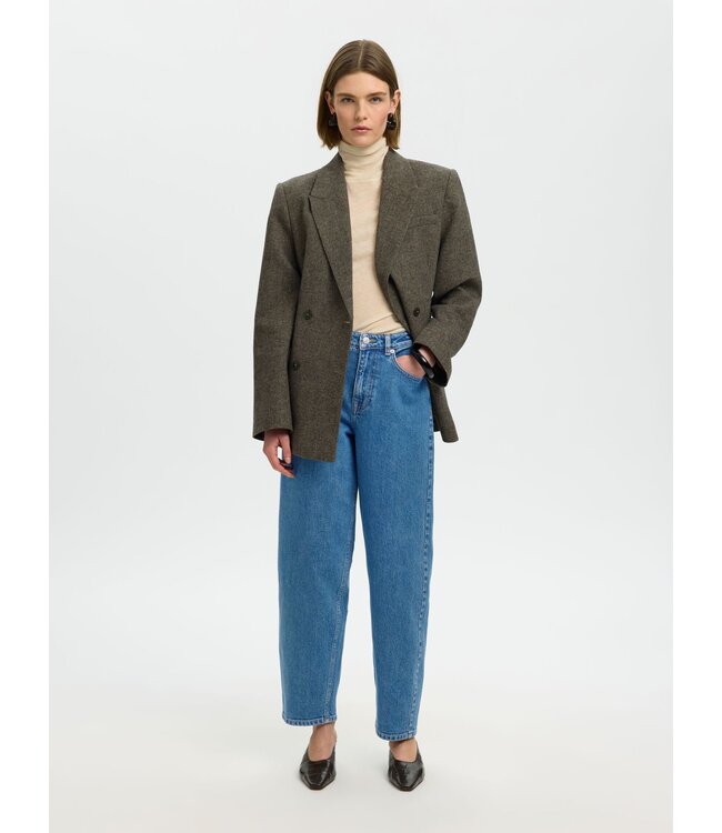 SELECTED FEMME SLWBARREL BEA-KORI HW JEANS NOOS MED BLUE