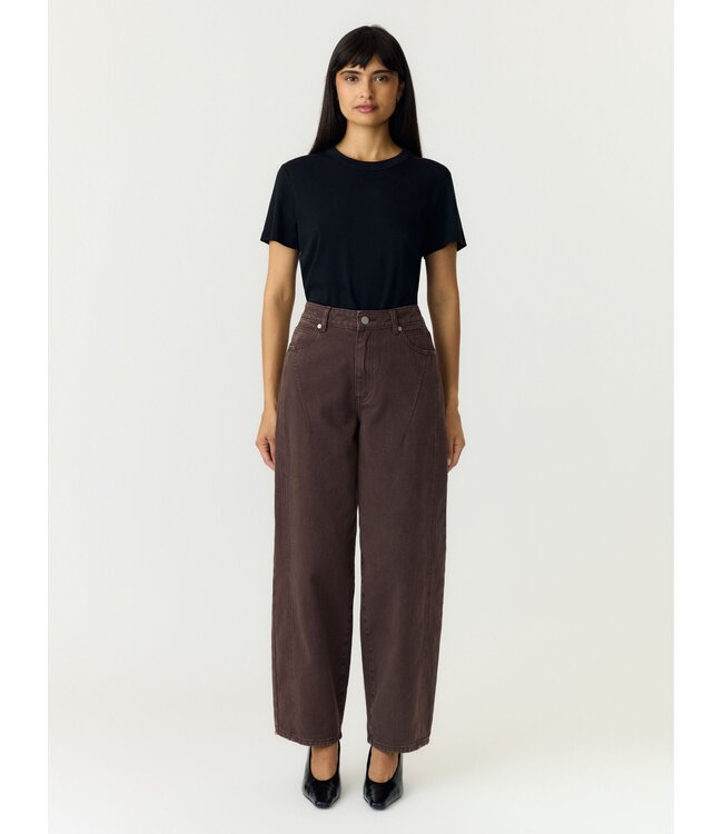 YAS YASSKY ANKO BARREL JEANS SEAL BROWN