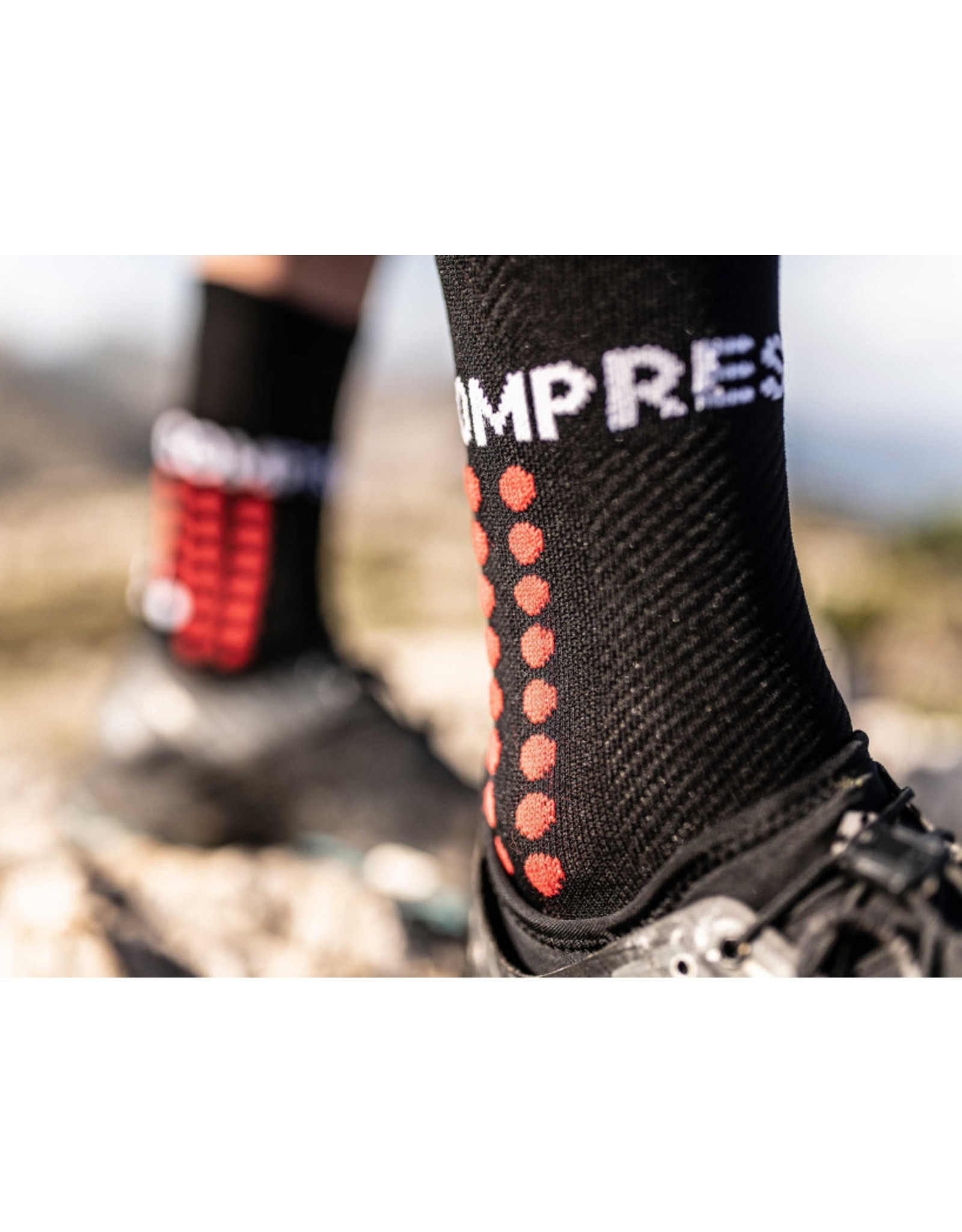 Compressport Ultra Trail Socks Hardloopsokken Hoog - Zwart